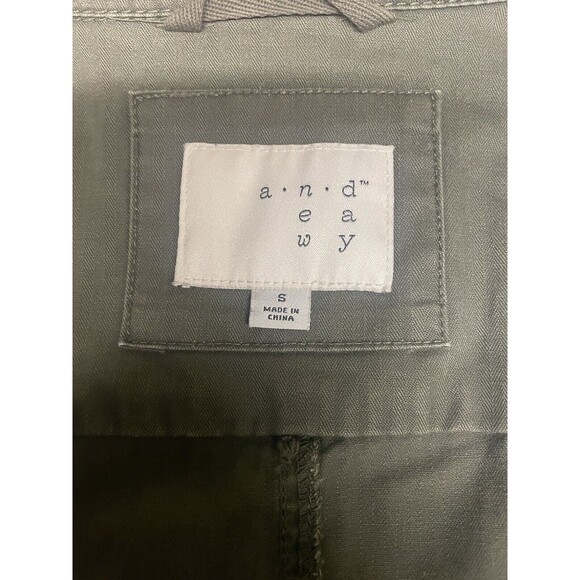 GreenCargo Jacket With Rose Embroidery - Size Small - Picture 5 of 5